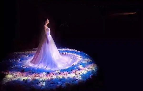 為什么3D全息投影婚禮會(huì)如此火爆